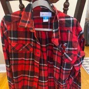 Georgia bulldogs flannel from Columbia. Size small.